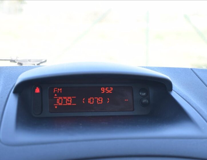 Renault Clio Kombi 1,1 l 74 kw