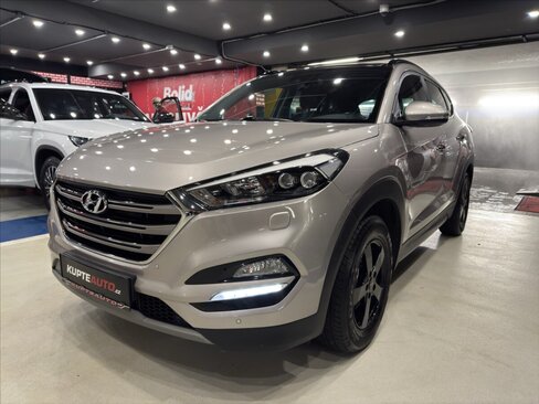 Hyundai Tucson SUV / Terénní 1,6 l 130 kw