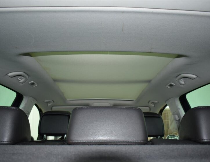 Volkswagen Tiguan SUV 2,0 l 103 kw