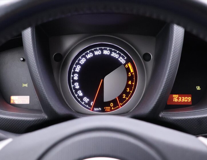 Toyota Urban Cruiser 15