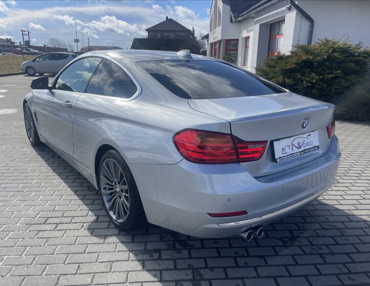 BMW Řada 4 Kupé 2,0 l 140 kw