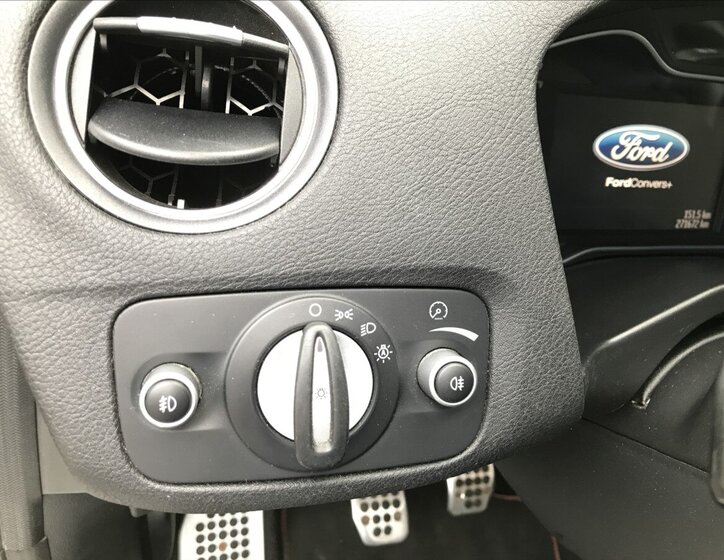 Ford Mondeo Kombi 2,2 l 147 kw