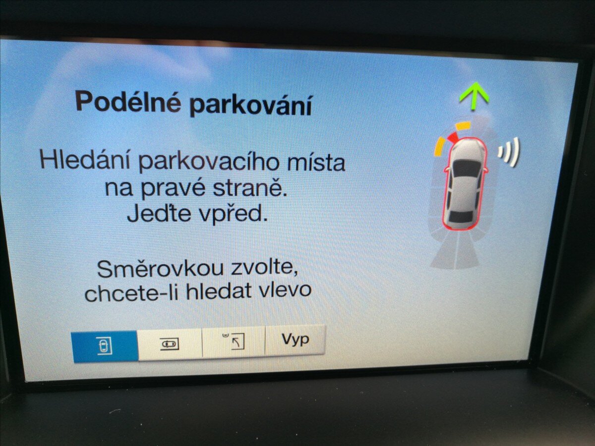 Ford Kuga SUV / Terénní 2,0 l 110 kw