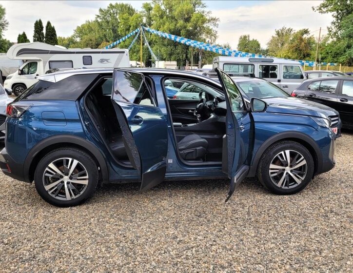 Peugeot 3008 SUV / Terénní 1,5 l 96 kw