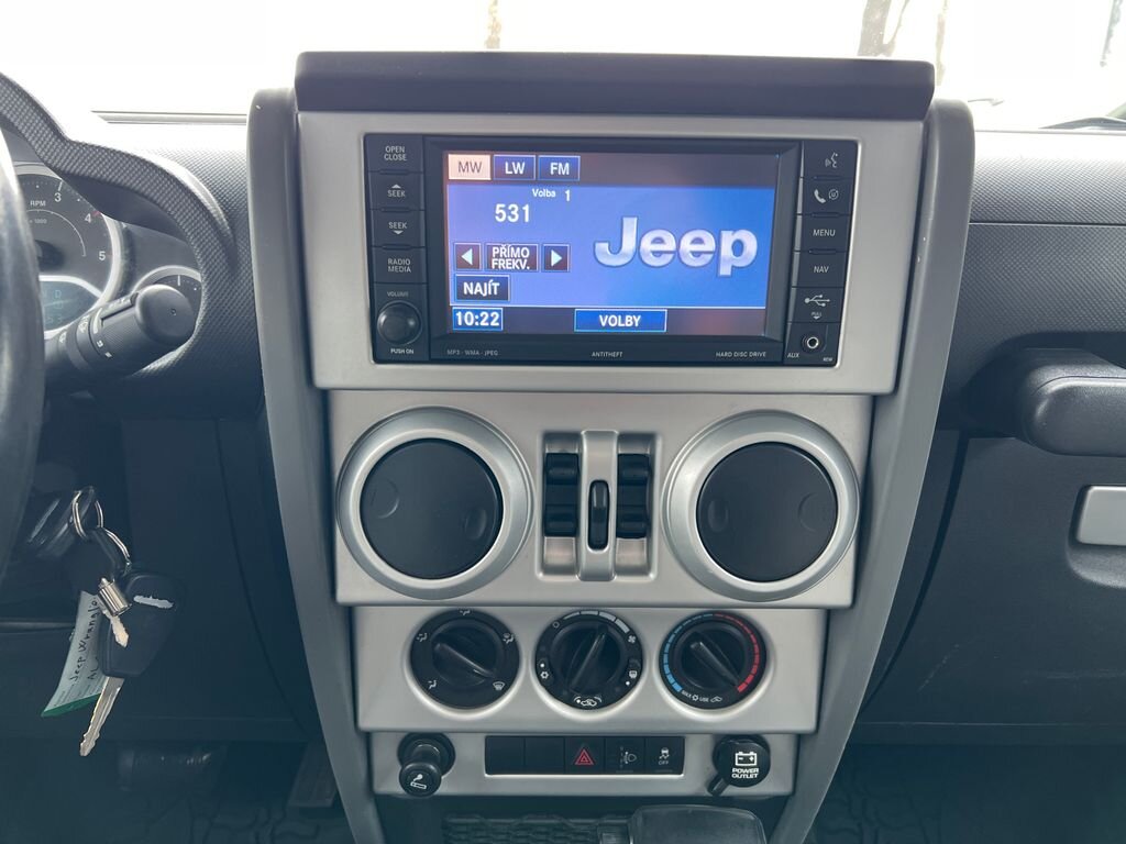 Jeep Wrangler SUV 2,8 l 130 kw