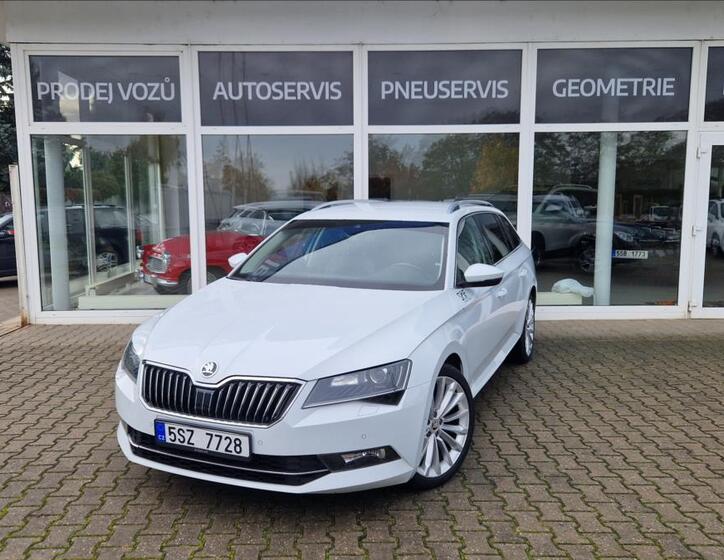 Škoda Superb 1