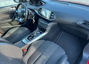 Peugeot 308 8