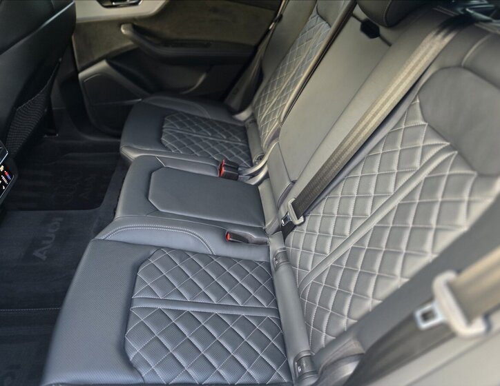 Audi Q8 Hatchback 3,0 l 210 kw