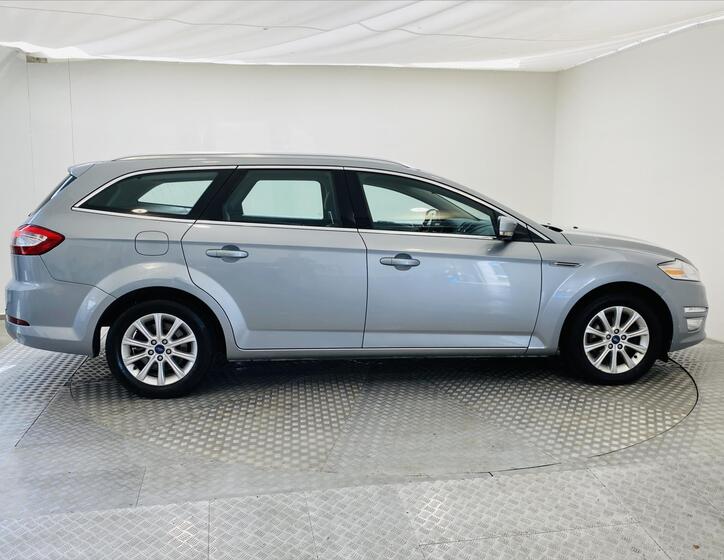 Ford Mondeo 21