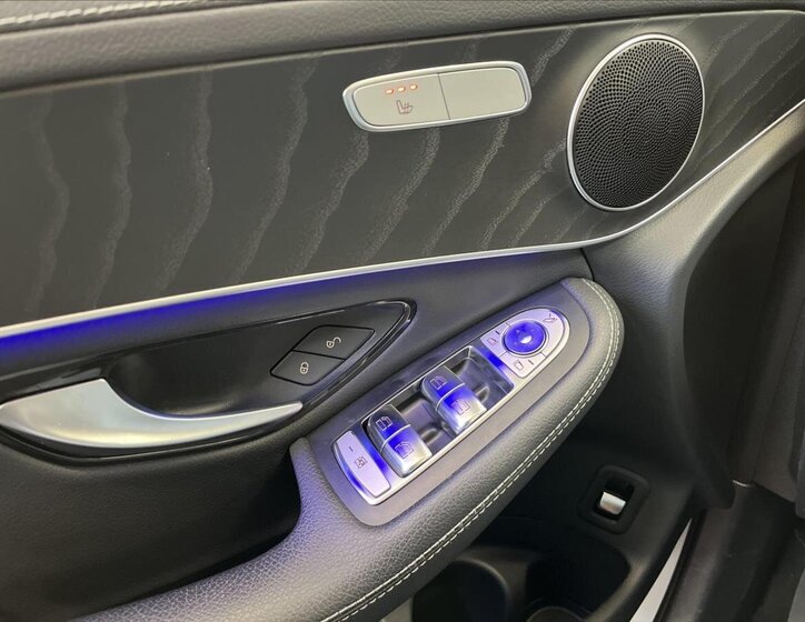 Mercedes-Benz GLC 12