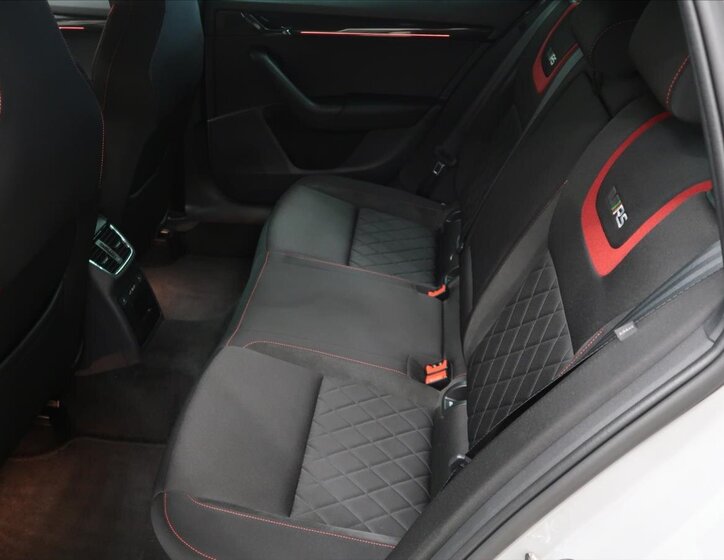 Škoda Octavia Kombi 2,0 l 180 kw