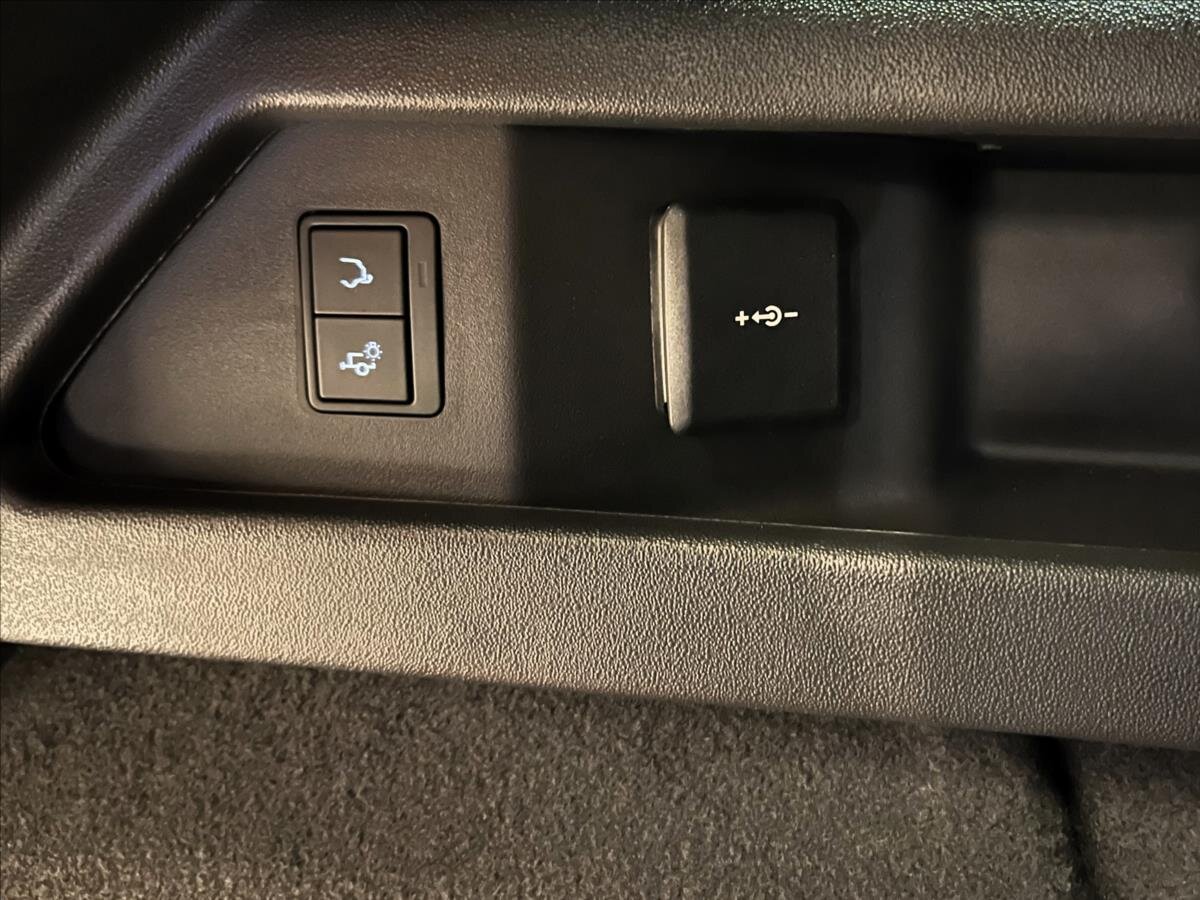 Land Rover Discovery Sport SUV 2,0 l 150 kw