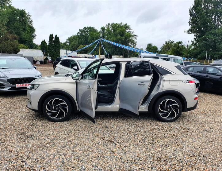 DS Automobiles DS7 Crossback 17