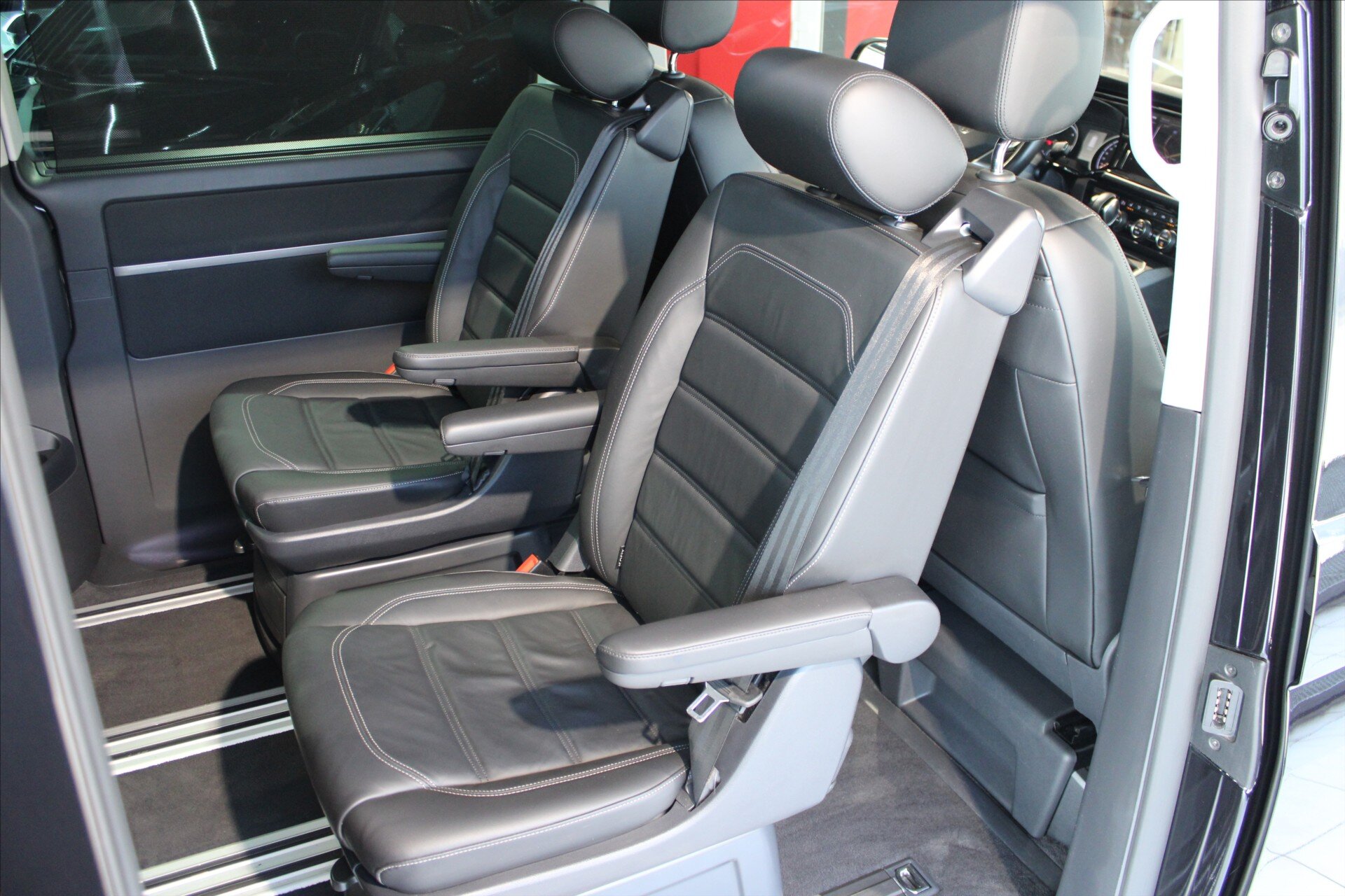 Volkswagen Multivan MPV 2,0 l 146 kw