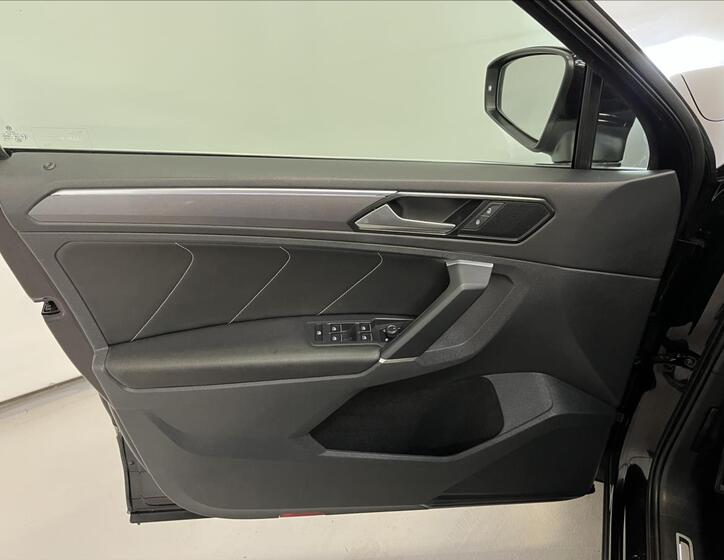 Volkswagen Tiguan 27