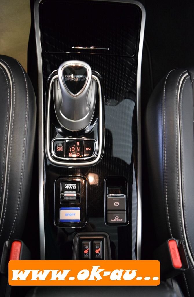 Mitsubishi Outlander SUV 0,0 0