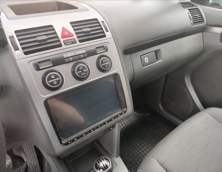 Volkswagen Touran MPV 1,9 l 77 kw