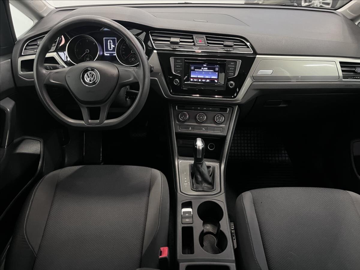 Volkswagen Touran Kombi 1,6 l 81 kw