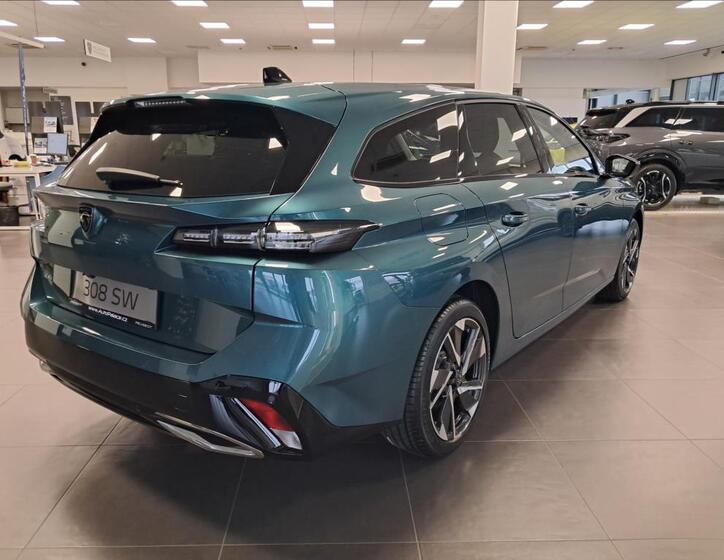 Peugeot 308 5
