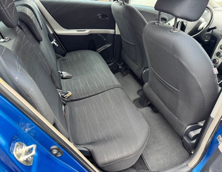 Toyota Yaris Hatchback 998,0 51 kw