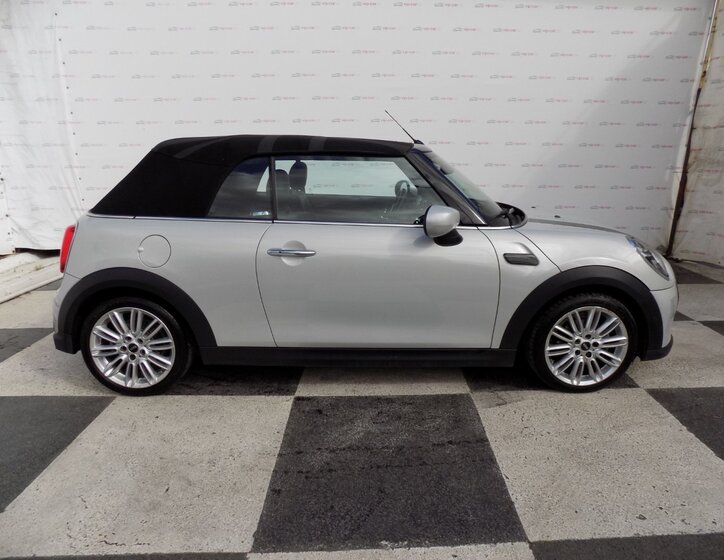 Mini Cooper Kabriolet 1,5 l 100 kw