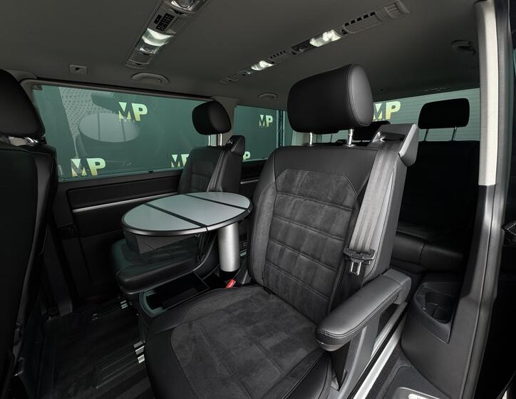 Volkswagen Multivan 13