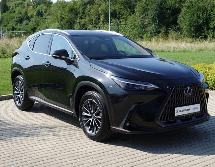 Lexus NX 450h plus 4