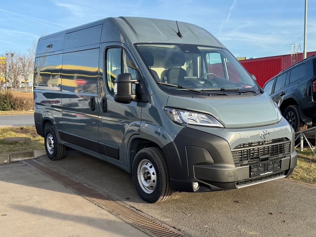 Toyota Proace Max Skříň 2,2 l 106 kw