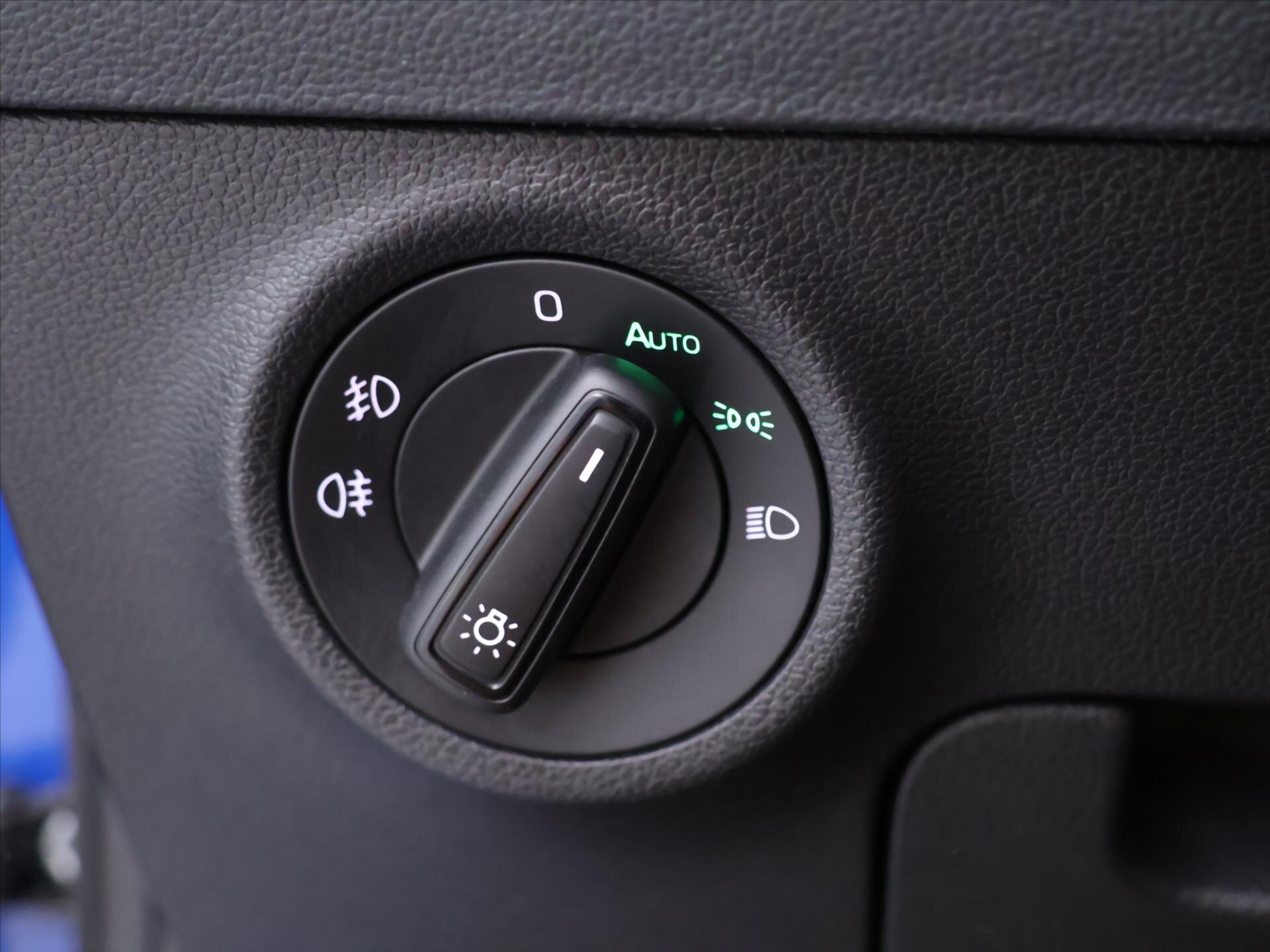 Škoda Karoq SUV 1,5 l 110 kw