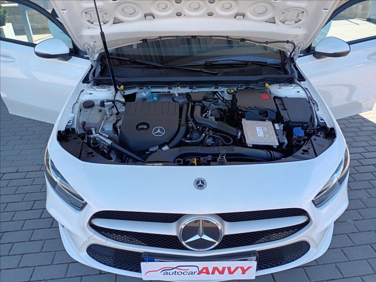 Mercedes-Benz Třídy A Hatchback 1,3 l 80 kw