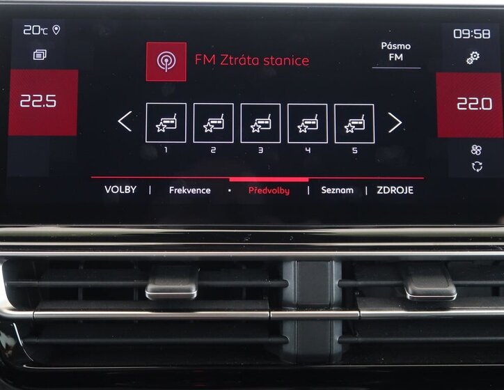 Citroën C5 Aircross SUV / Terénní 1,5 l 96 kw