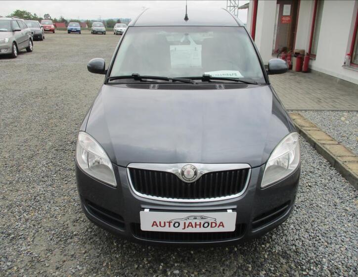 Škoda Roomster 2