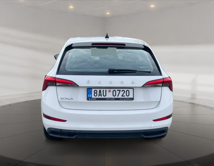 Škoda Scala 5