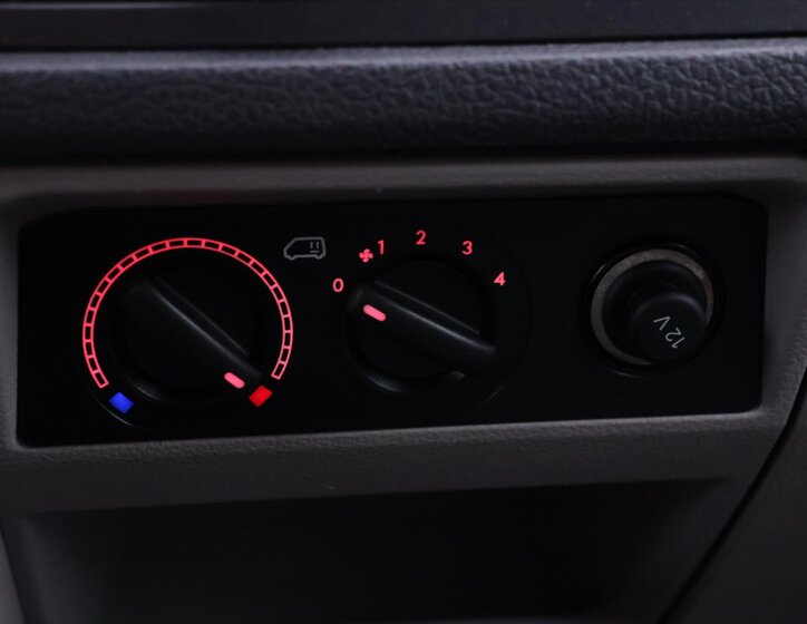 Volkswagen Transporter Kombi 2,0 l 110 kw