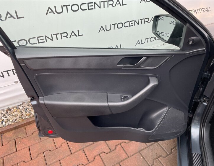 Škoda Rapid Hatchback 1,2 l 63 kw