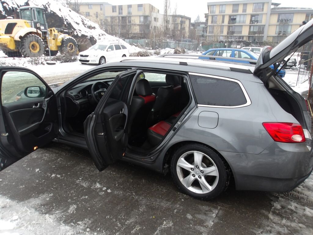 Honda Accord Kombi 2,2 l 110 kw