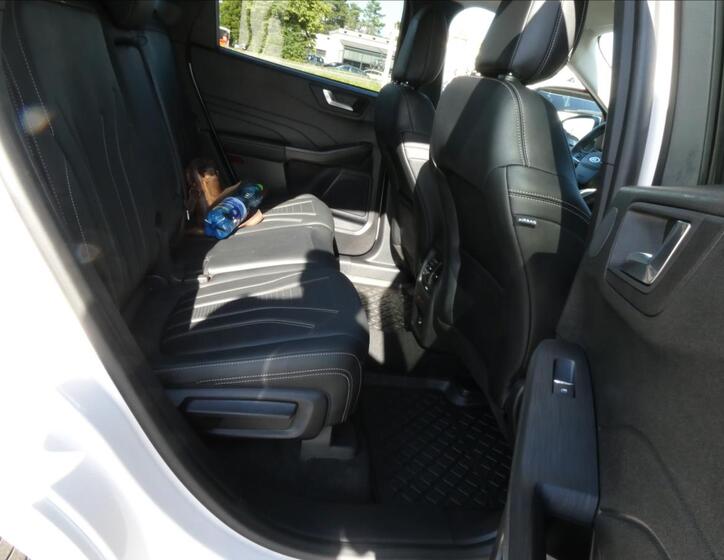 Ford Kuga 33