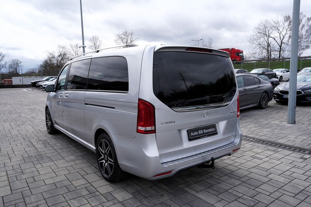 Mercedes-Benz Třídy V MPV 2,0 l 176 kw