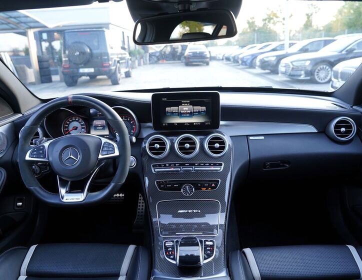 Mercedes-Benz Třídy C 24