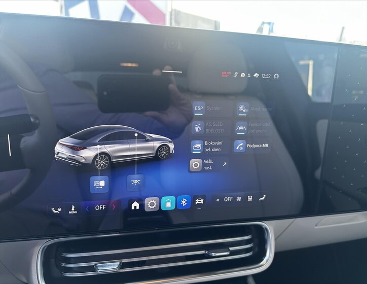 Mercedes-Benz CLA Sedan / Limuzína 0,0 200 kw