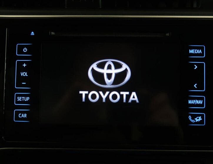 Toyota Corolla Sedan 1,6 l 97 kw