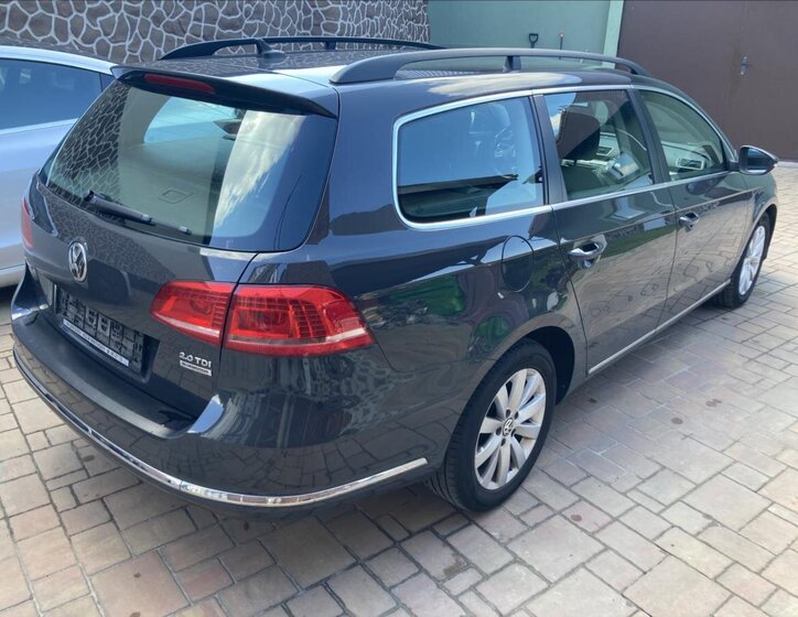 Volkswagen Passat Kombi 2,0 l 103 kw