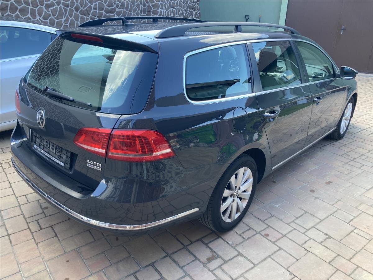 Volkswagen Passat Kombi 2,0 l 103 kw