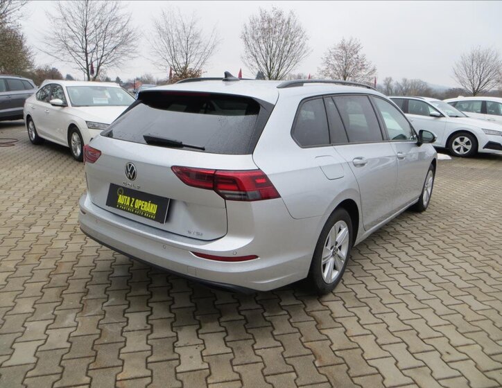 Volkswagen Golf Kombi 1,5 l 110 kw