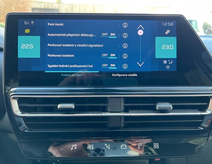 Citroën C5 Aircross SUV 1,6 l 133 kw