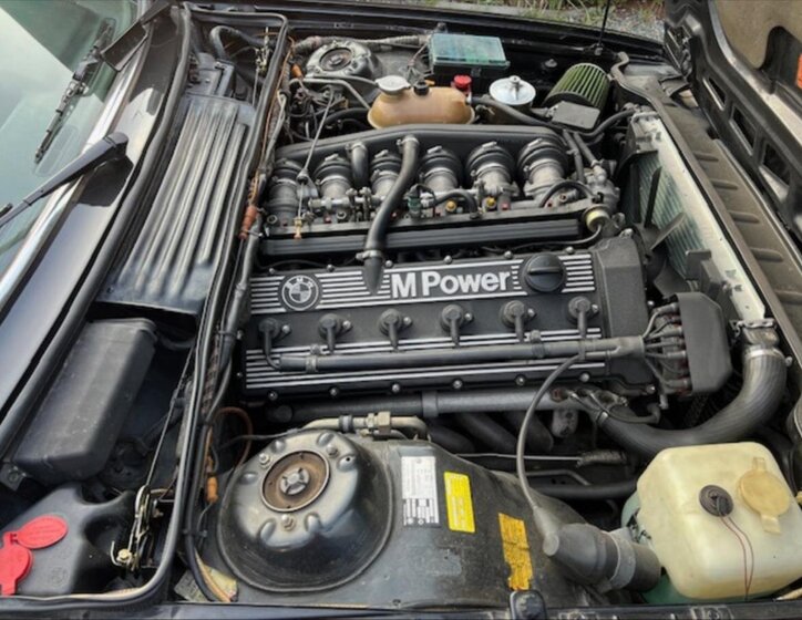 BMW M6 Kupé 3,5 l 210 kw