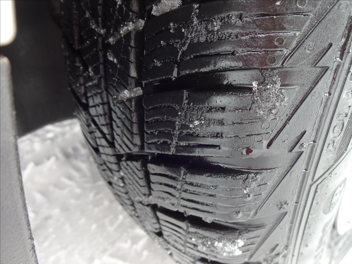 Volkswagen Touran Kombi 1,9 l 77 kw