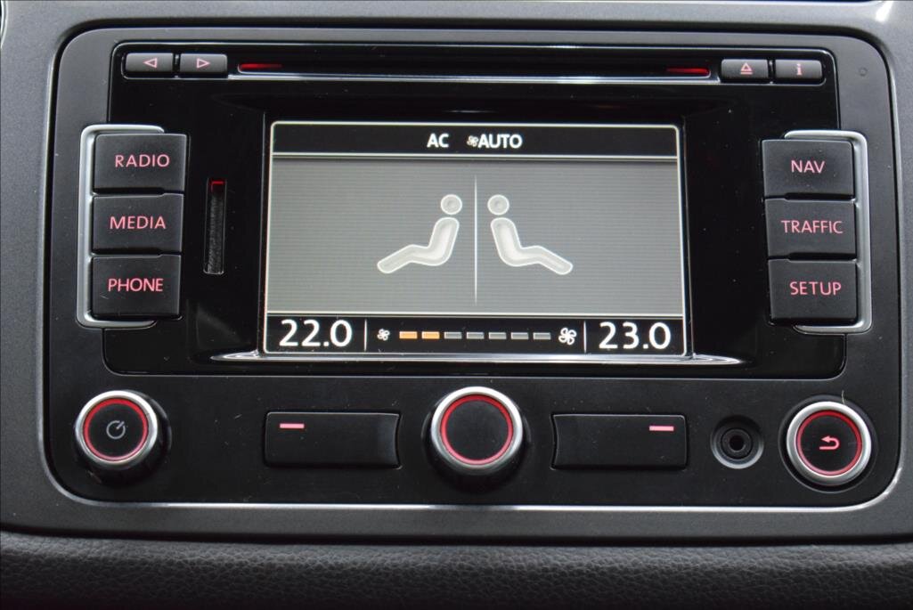 Volkswagen Tiguan SUV 2,0 l 103 kw