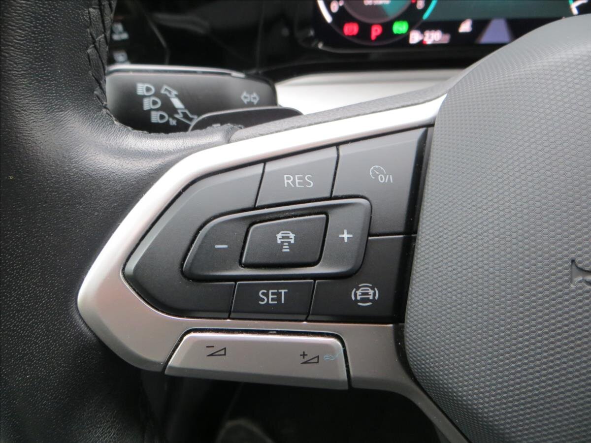 Volkswagen Golf Kombi 1,5 l 110 kw