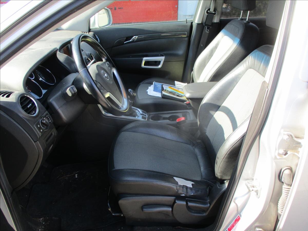 Opel Antara SUV / Terénní 2,2 l 120 kw